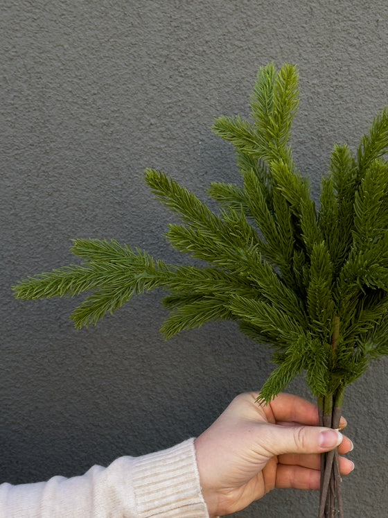15" Fresh Touch Spruce Bundle
