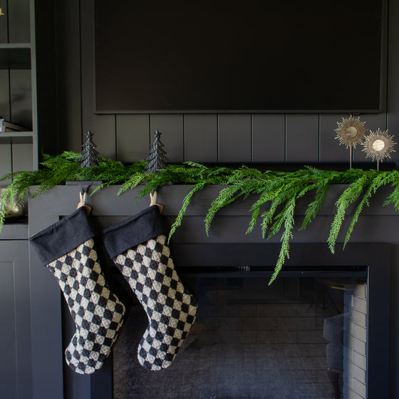 5.5' Cedar Garland