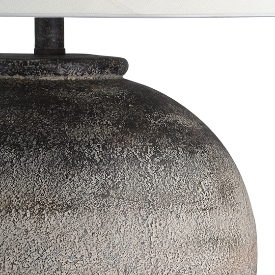 Bronce Table Lamp