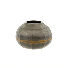  Cobblestone Vase Dark Galvanized